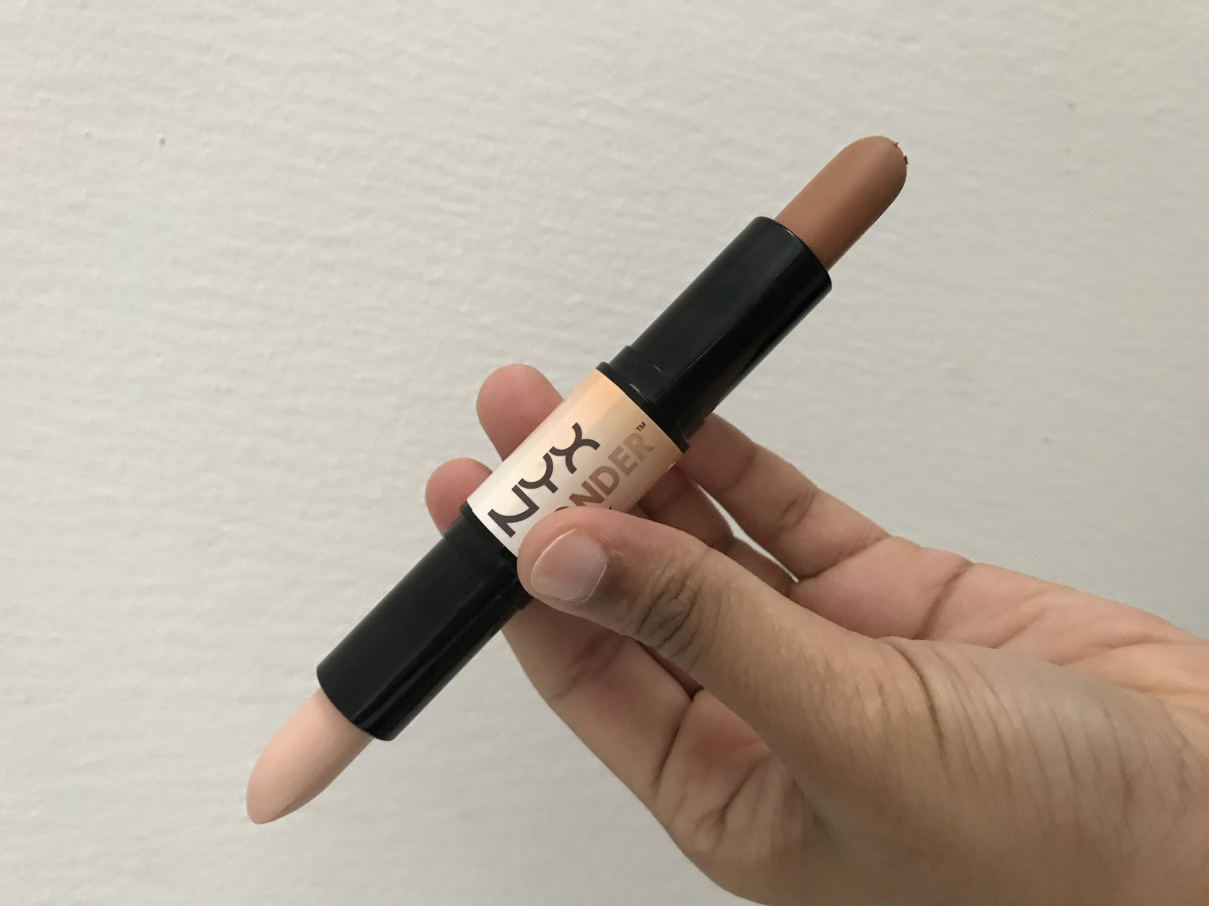 NYX Wonder Stick Highlight And Contour Stick Medium by NYX | Favful