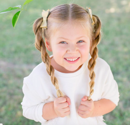 Meet the 5-year-old girl who styles hair like a pro Meet the 5-year-old girl who styles hair like a pro Favful